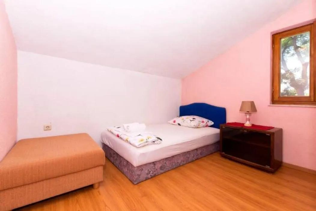 Apartments In Old Town, Two Rooms & One Room Split
